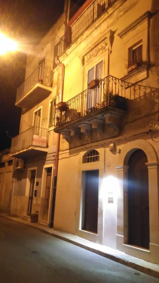 Casa Dell'Aquila Barocca Apartment Ragusa Exterior photo